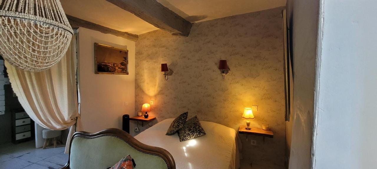 Maison Ancienne Romantique Avec Terrasse Panoramique Везон ла Ромен Екстериор снимка