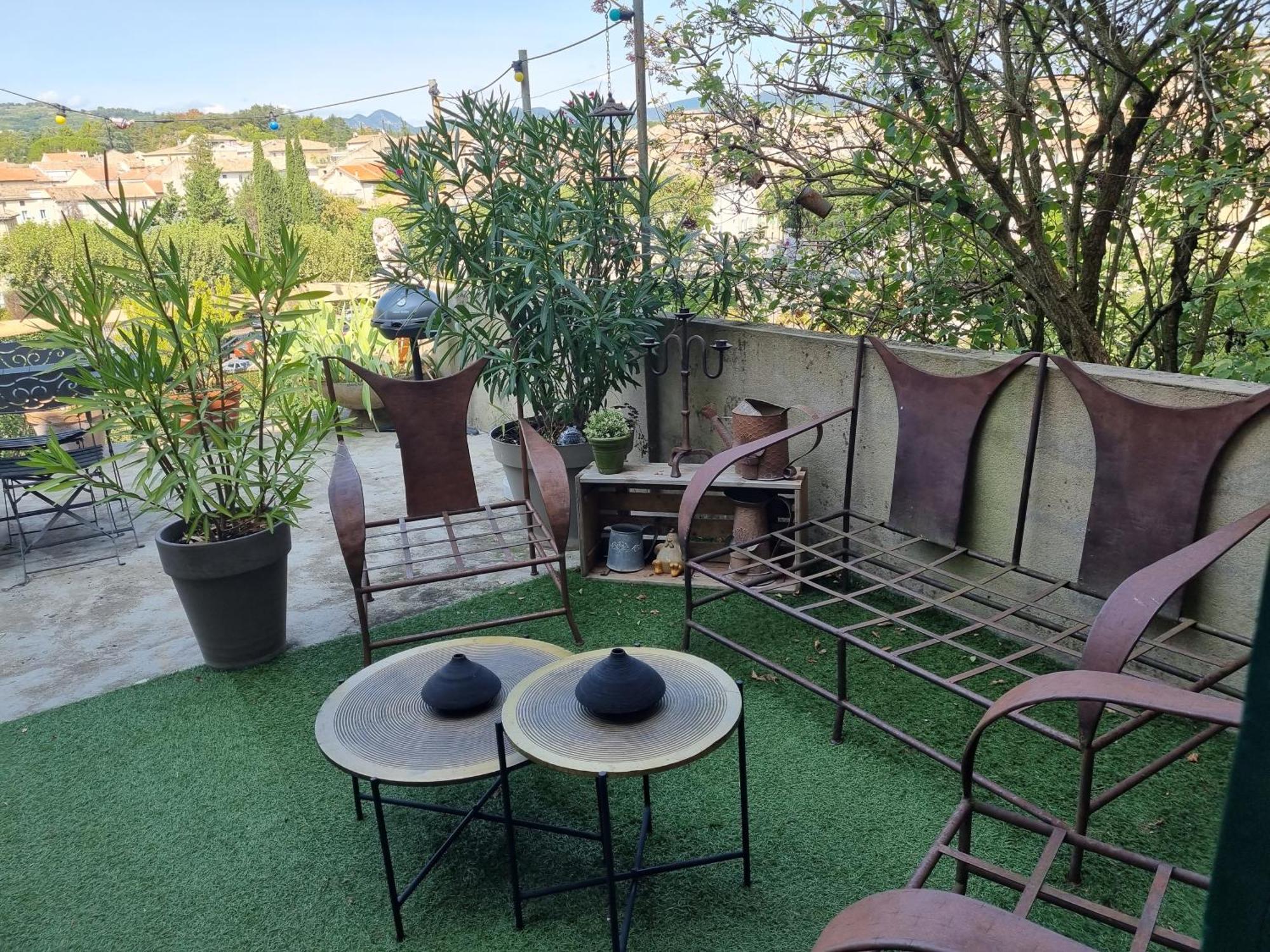 Maison Ancienne Romantique Avec Terrasse Panoramique Везон ла Ромен Екстериор снимка