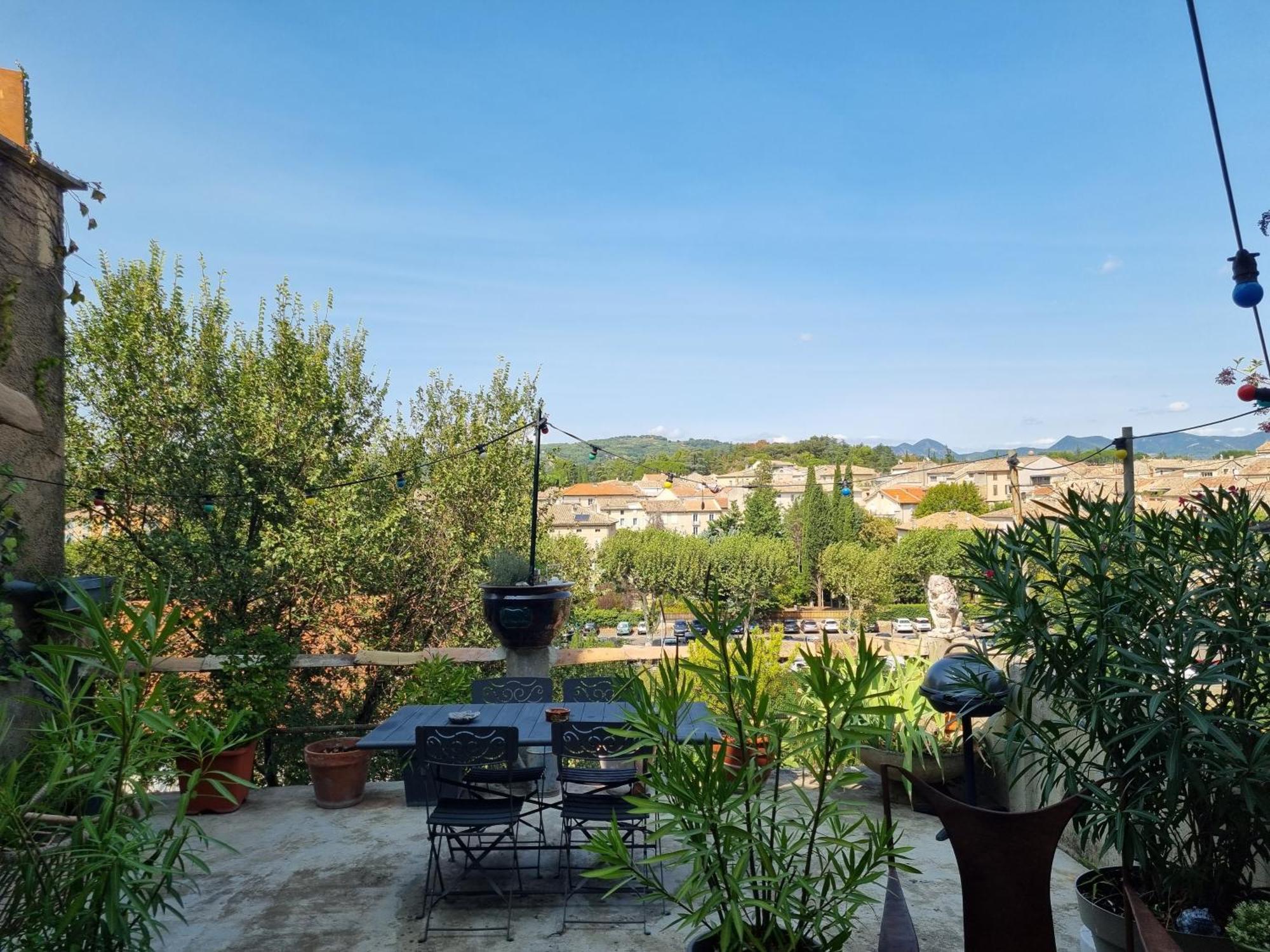 Maison Ancienne Romantique Avec Terrasse Panoramique Везон ла Ромен Екстериор снимка